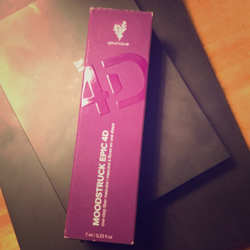 Younique epic 4D Mascara